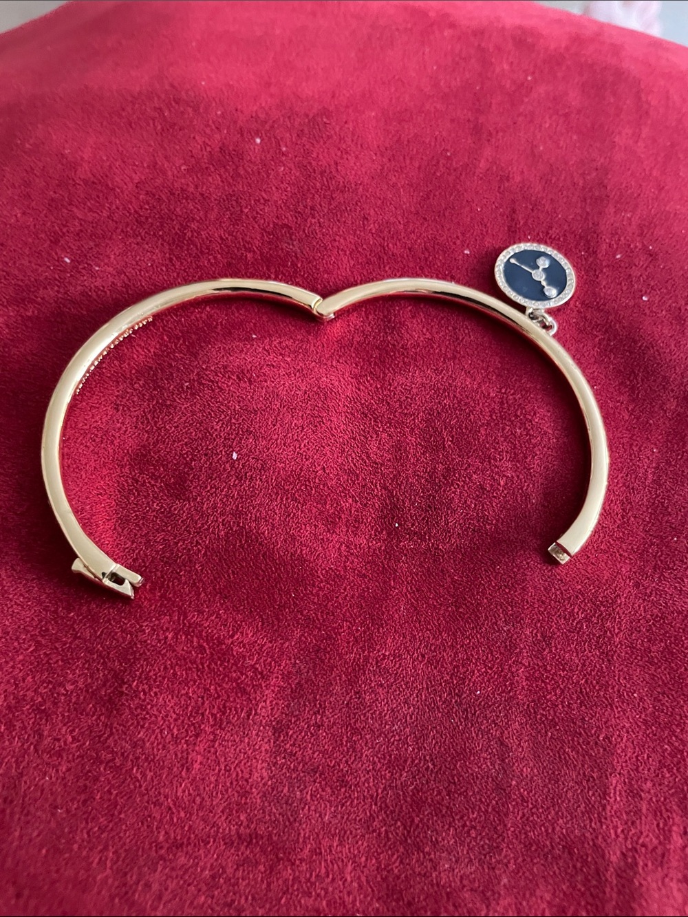 Kate Spade Gold Bangle Bracelet & Charm,Clasp-Slight Rubbing At Charm - Picture 4 of 7